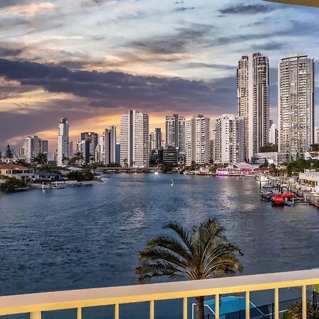 Amazing Water Views Surfers Paradise Gold Coast Exterior foto