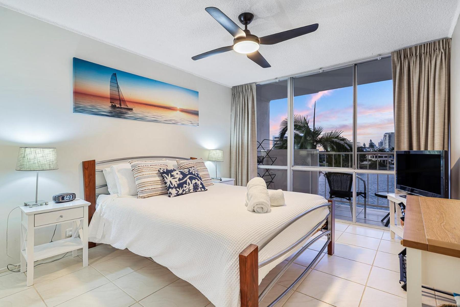 Amazing Water Views Surfers Paradise Gold Coast Exterior foto